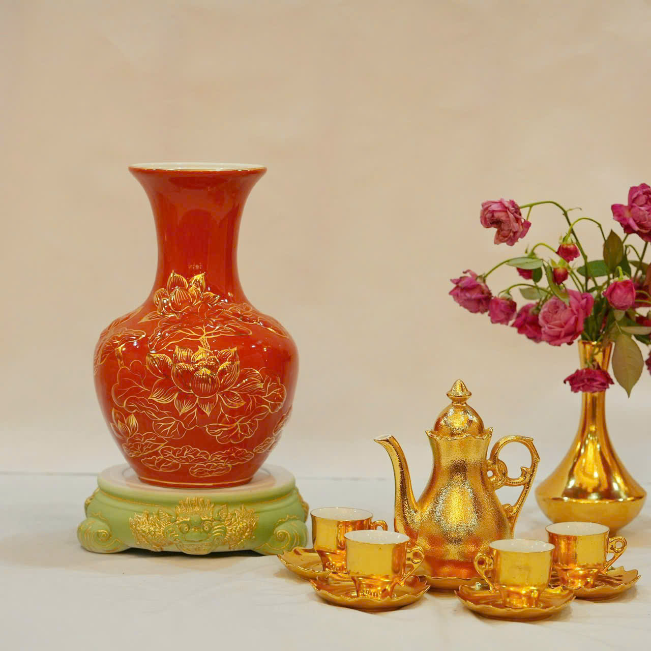 Bình Hoa Dát Vàng 24K